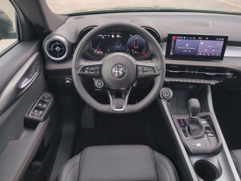 New 2025 Alfa Romeo Tonale w/ Premium Package image 15