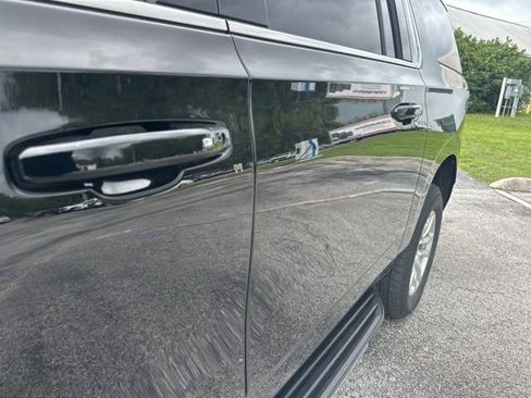 Used 2023 Chevrolet Suburban LT RWD image 11