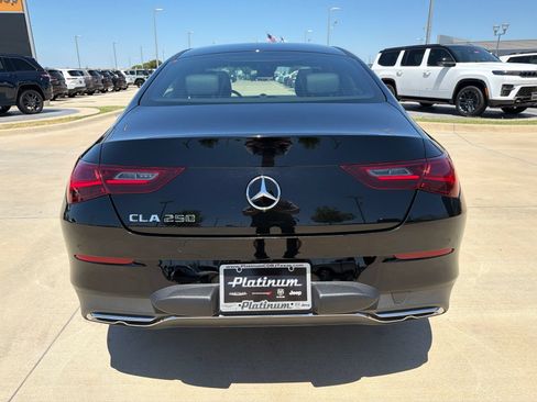 Used 2025 Mercedes-Benz CLA 250 image 4