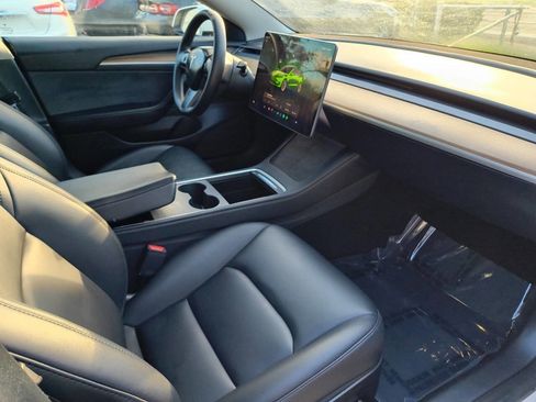 Used 2022 Tesla Model 3 Long Range AWD/4WD image 47