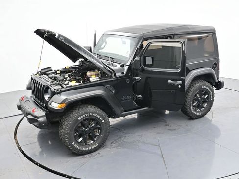 Used 2021 Jeep Wrangler Sport image 39
