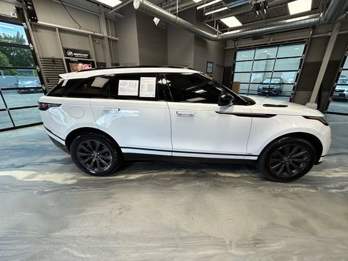 Used 2018 Land Rover Range Rover Velar R-Dynamic SE AWD/4WD image 27