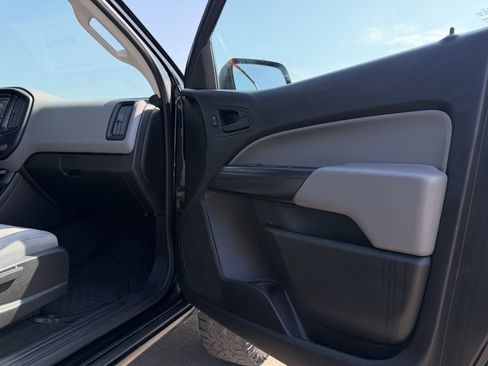 Used 2016 Chevrolet Colorado W/T w/ WT Convenience Package RWD image 19