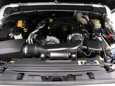 Used 2022 Jeep Wrangler Unlimited Sport AWD/4WD image 16