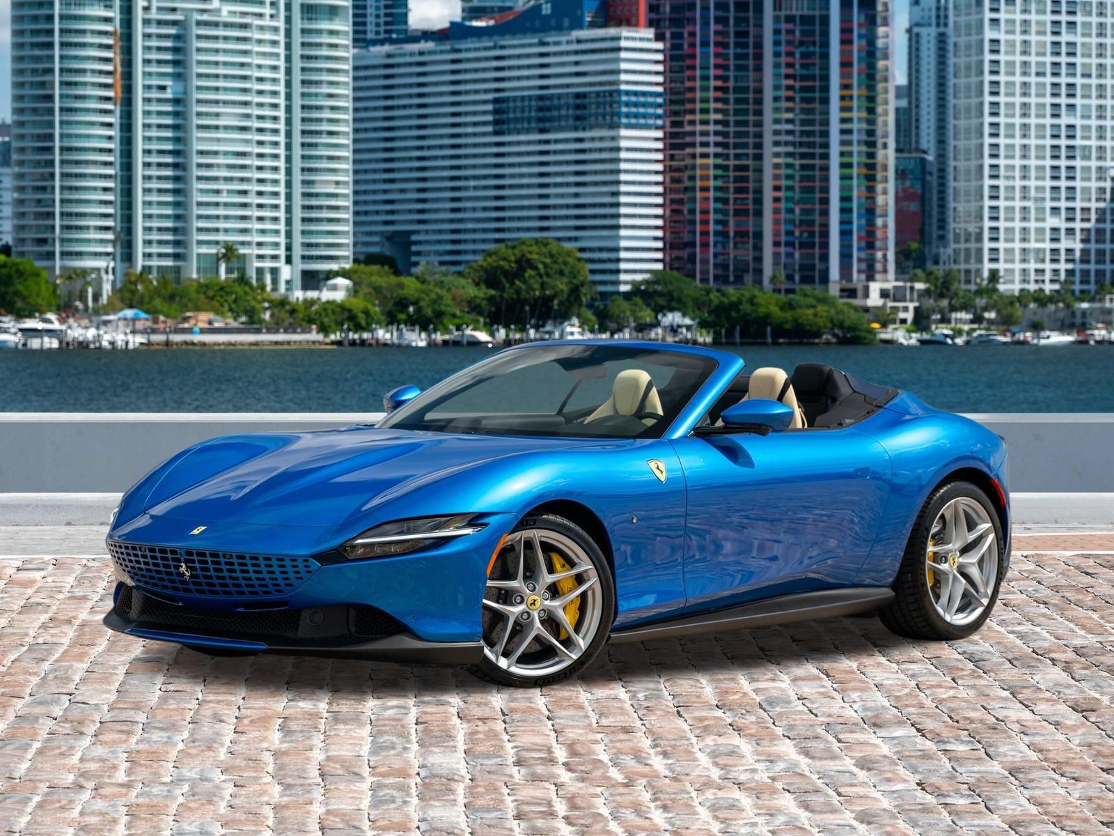 Used 2026 Ferrari Roma Spider RWD image 12