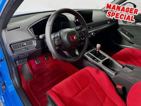 Used 2025 Honda Civic Type R image 10