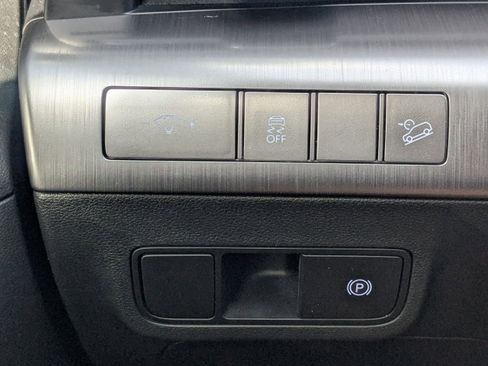 Used 2025 Hyundai Kona SEL AWD/4WD image 29