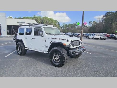 Used 2024 Jeep Wrangler Unlimited Rubicon 392 image 36