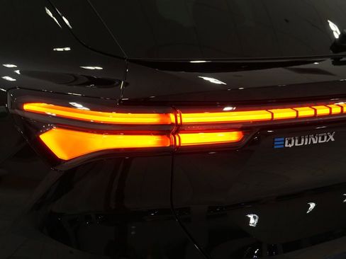 New 2026 Chevrolet Equinox EV LT image 29