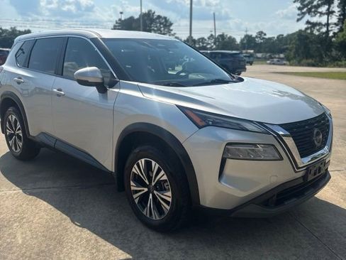 Used 2022 Nissan Rogue SV AWD/4WD image 8