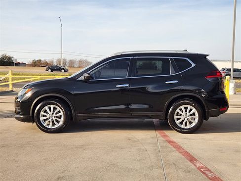 Used 2019 Nissan Rogue S w/ Special Edition Package image 4