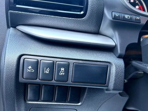 Used 2022 Mitsubishi Eclipse Cross SEL AWD/4WD image 21