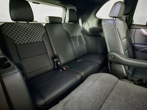 Used 2026 GMC Acadia Denali w/ Super Cruise Package FWD image 33