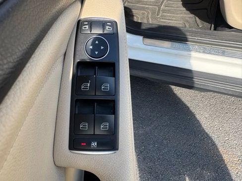 Certified 2020 Mercedes-Benz GLA 250 4MATIC image 20