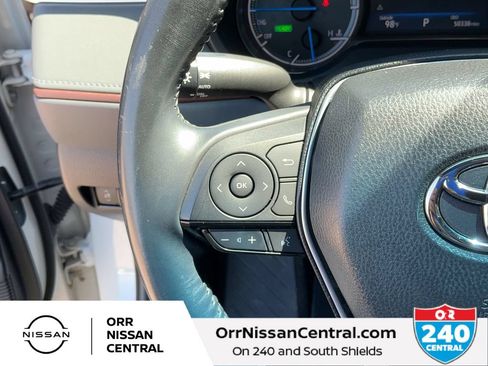 Used 2021 Toyota Venza XLE AWD/4WD image 19