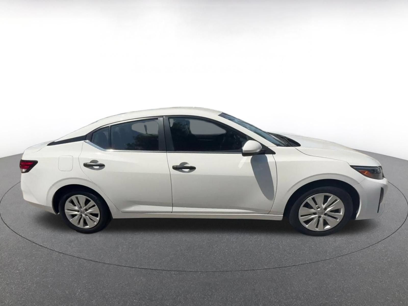 Used 2025 Nissan Sentra S FWD image 15