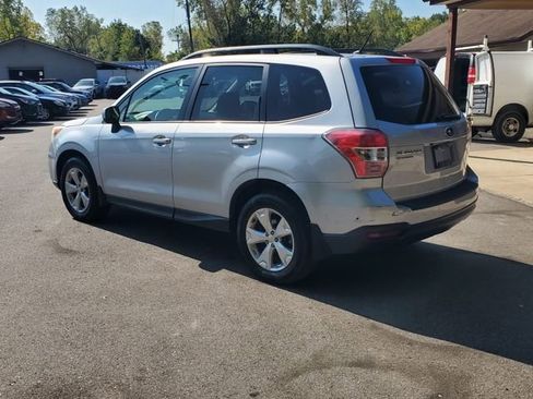 Used 2015 Subaru Forester 2.5i Premium w/ All-Weather Package AWD/4WD image 4