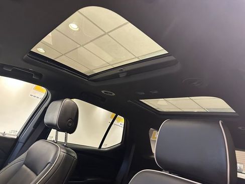 Used 2023 Chevrolet Traverse Premier w/ LPO, Floor Liner Package AWD/4WD image 4