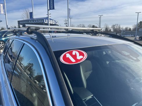 Used 2012 Volvo XC70 3.2 image 25