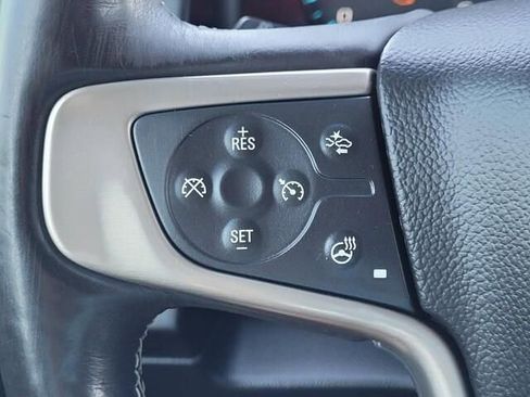 Used 2018 GMC Yukon Denali image 30