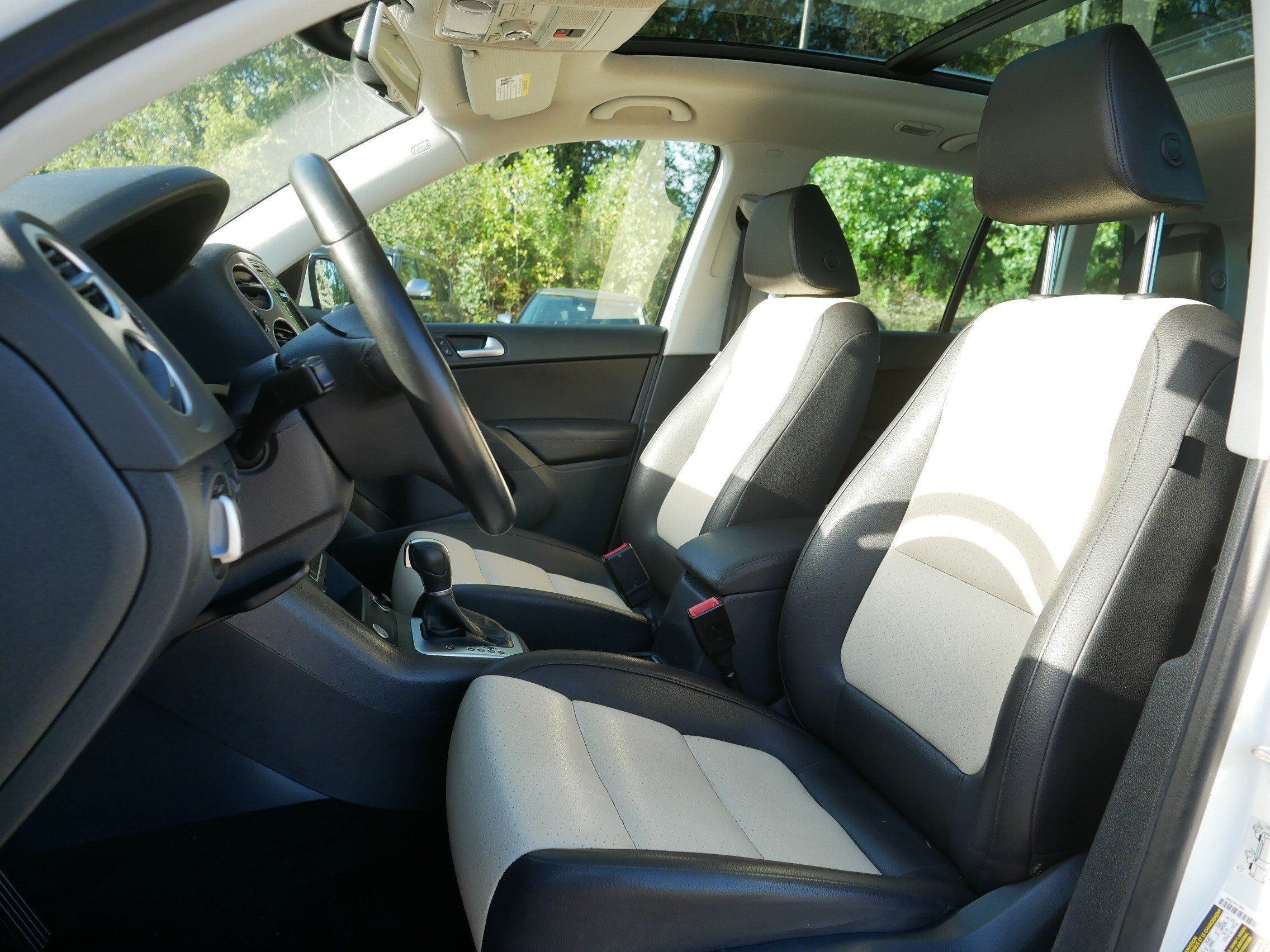 Used 2017 Volkswagen Tiguan Wolfsburg Edition FWD image 35