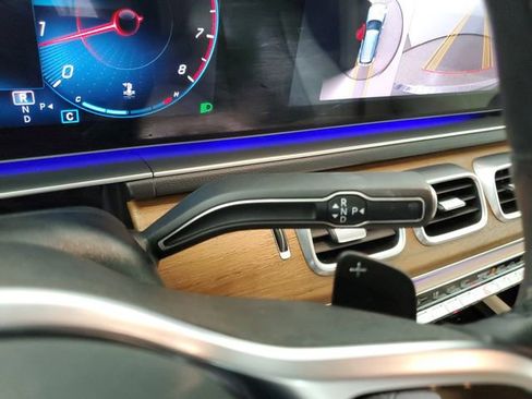 Used 2022 Mercedes-Benz GLE 350 4MATIC w/ Premium Package image 30