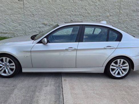 Used 2007 BMW 328i Sedan RWD image 4