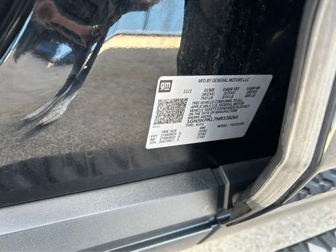 Used 2022 Chevrolet Tahoe Z71 w/ Off-Road Capability Package image 36