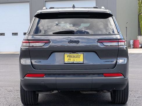 Used 2024 Jeep Grand Cherokee L Limited w/ Black Appearance Package AWD/4WD image 6