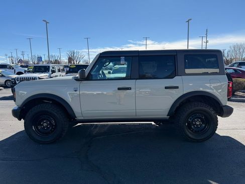 New 2026 Ford Bronco Big Bend w/ Black Diamond Package AWD/4WD image 6