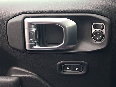 New 2026 Jeep Gladiator Sport AWD/4WD image 26
