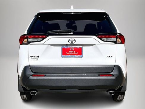 Used 2024 Toyota RAV4 XLE image 6