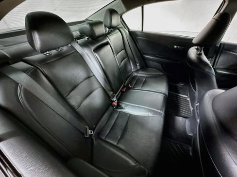 Used 2017 Honda Accord EX-L image 24