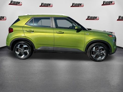 Certified 2023 Hyundai Venue SEL FWD image 4