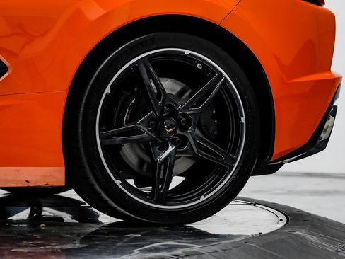 Used 2021 Chevrolet Corvette Stingray Premium Conv w/ Z51 Performance Package image 93