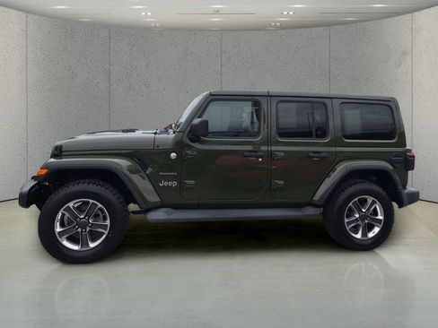 Used 2020 Jeep Wrangler Unlimited Sahara AWD/4WD image 2