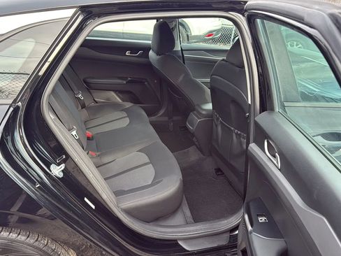 Used 2022 Kia K5 LXS FWD image 26
