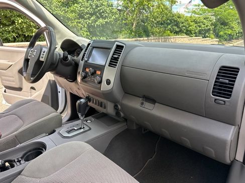 Used 2020 Nissan Frontier SV w/ Midnight Edition Floor Mats AWD/4WD image 21