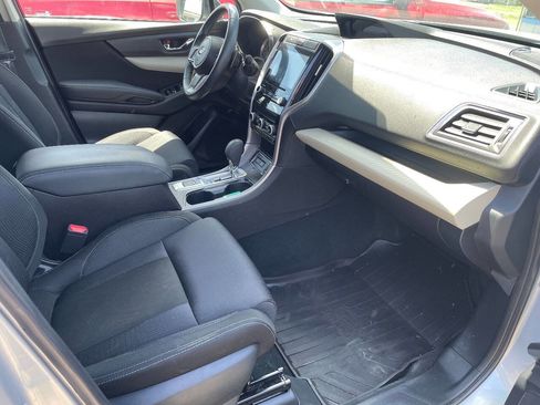 Used 2019 Subaru Ascent Premium w/ Popular Package #2 AWD/4WD image 4