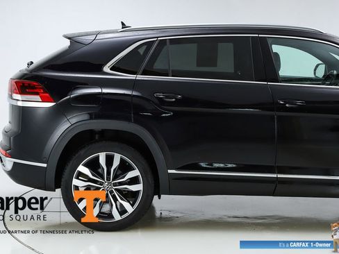 Used 2022 Volkswagen Atlas Cross Sport SEL Premium R-Line image 50