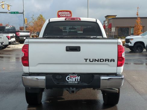 Used 2016 Toyota Tundra SR5 image 7