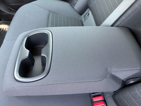 Used 2022 Toyota Corolla SE FWD image 24