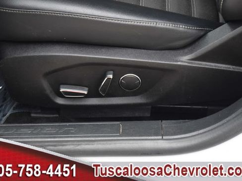 Used 2018 Ford Fusion SE w/ Equipment Group 601A FWD image 19