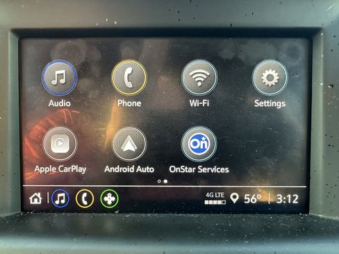 Used 2022 GMC Terrain SLE w/ Elevation Edition image 16