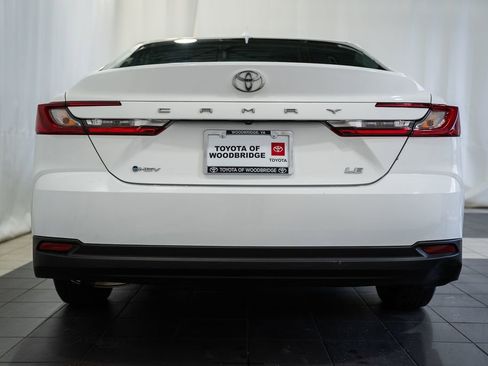 Used 2025 Toyota Camry LE image 4