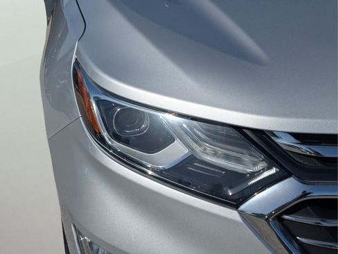 Used 2020 Chevrolet Equinox Premier AWD/4WD image 34