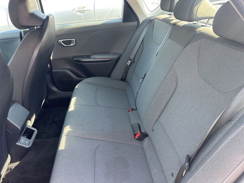 Used 2025 Kia K4 FWD image 11