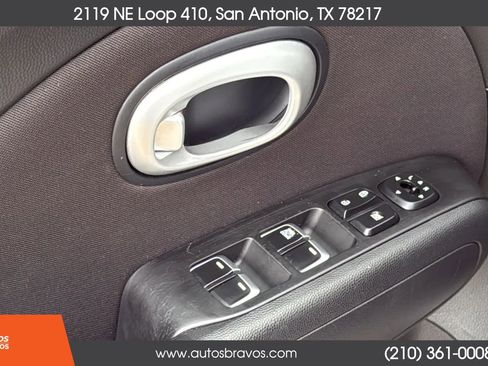Used 2018 Kia Soul FWD image 13