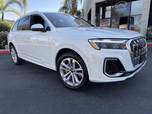 Used 2025 Audi Q7 3.0T Premium Plus image 10