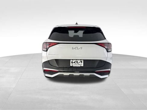 Certified 2023 Kia Sportage EX image 8